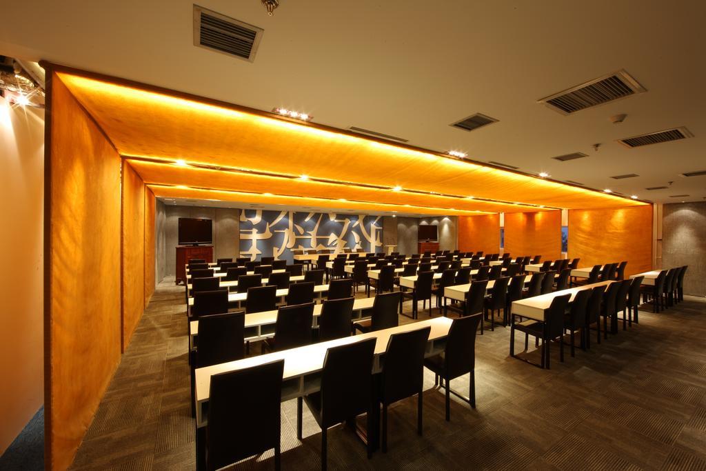 China Community Culture & Art Hotel Ціндао Екстер'єр фото